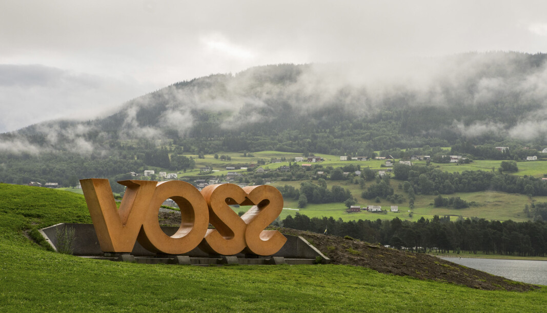 Voss ungdomsskule er stengt etter koronasmitte på alle årstrinnene. Voss ungdomsskule er stengt etter koronasmitte på alle årstrinnene.
