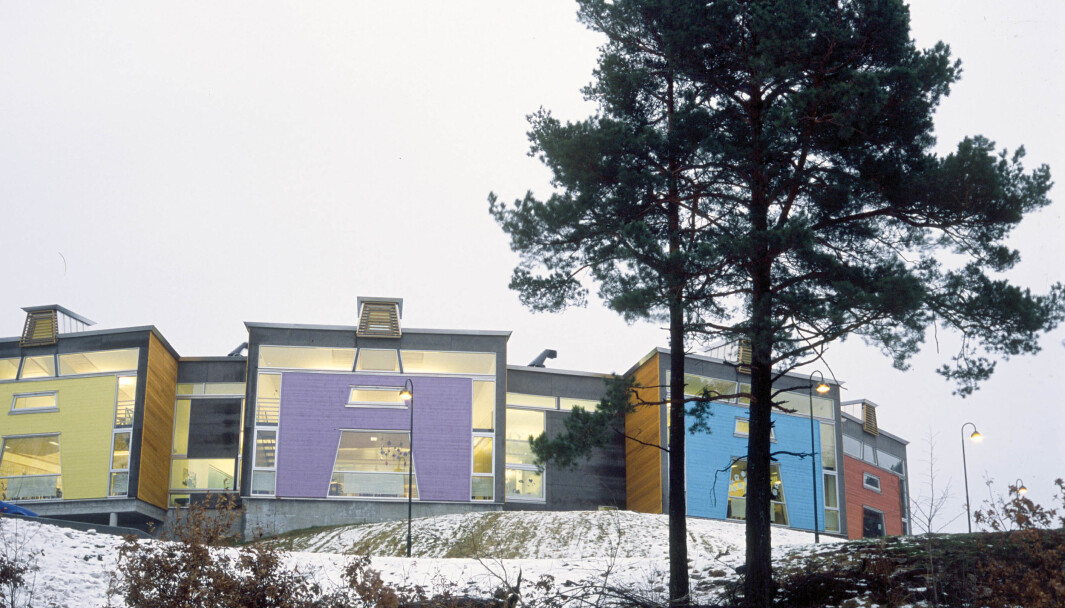 Karuss skole. Foto gjengitt etter tillatelse fra arkitektkontoret Fortunen Arkitektur. Karuss skole. Foto gjengitt etter tillatelse fra arkitektkontoret Fortunen Arkitektur.