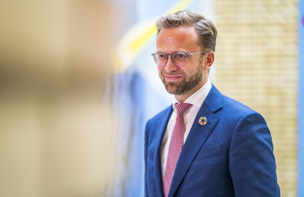 Kommunalminister Nikolai Astrup (H) opprettholder sitt forslag om å avvikle Husbankens låneordning for private barnehager. Kommunalminister Nikolai Astrup (H) opprettholder sitt forslag om å avvikle Husbankens låneordning for private barnehager.