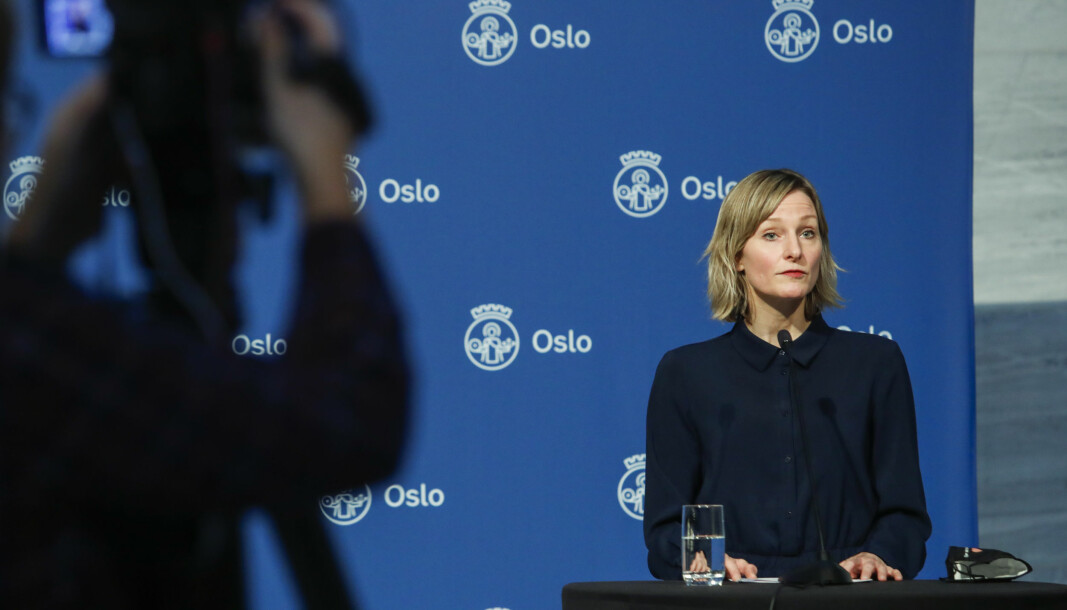 Oppvekst- og kunnskapsbyrd Inga Marte Thorkildsen sier nei til å fremskynde juleferien i Oslo. Her under en pressekonferanse der de orienterer om koronasituasjonen i Oslo kommune.