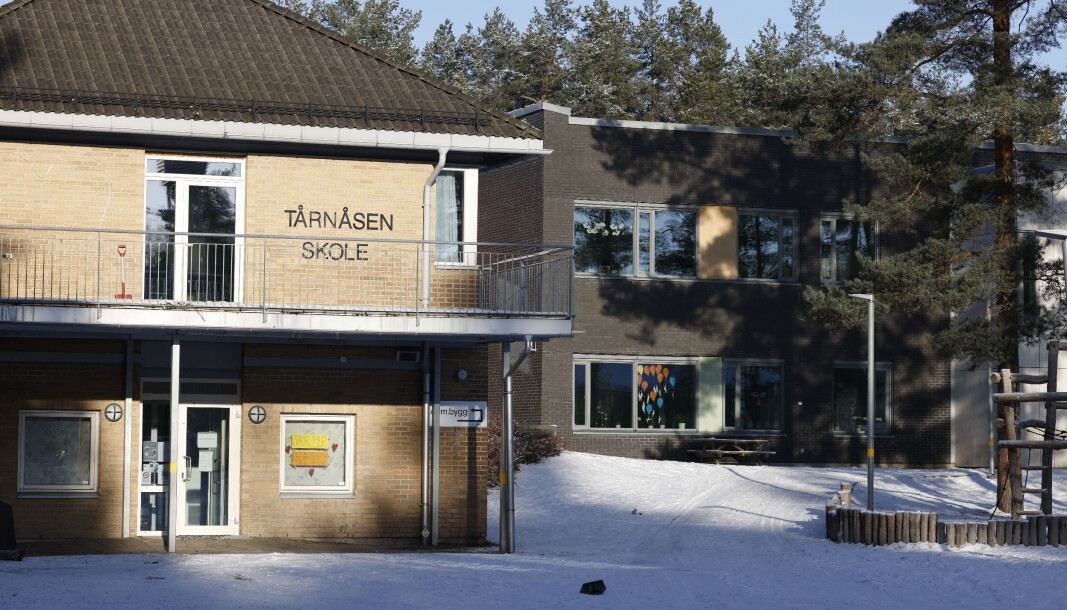 Utbruddet ved Tårnåsen skole i Nordre Follo viste seg i ettertid ikke å handle om den muterte varianten. Utbruddet ved Tårnåsen skole i Nordre Follo viste seg i ettertid ikke å handle om den muterte varianten.