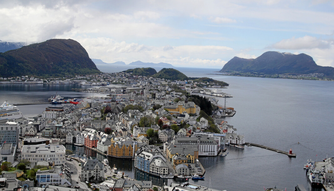 Kommunesammenslåing har ført til strid på lærerlønn på Sunnmøre. Kommunesammenslåing har ført til strid på lærerlønn på Sunnmøre.