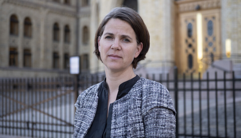 Solveig Schytz (V) mener Ap må bestemme seg for hva de vil med NDLA. Solveig Schytz (V) mener Ap må bestemme seg for hva de vil med NDLA.