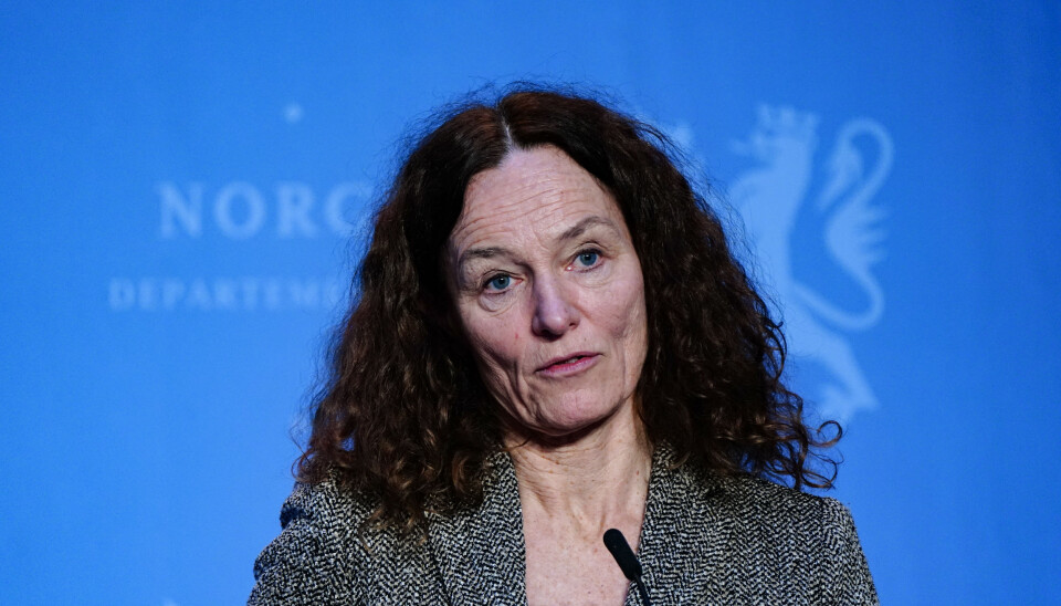 Direktør i Folkehelseinstituttet, Camilla Stoltenberg er bekymret for smittespredningen i skolene. Direktør i Folkehelseinstituttet, Camilla Stoltenberg er bekymret for smittespredningen i skolene.