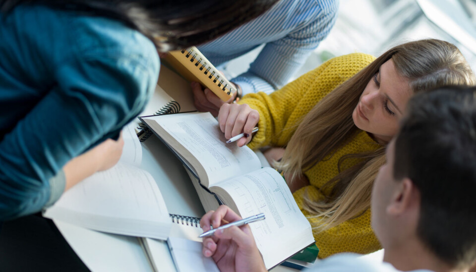 Flere lærerstudenter fullfører raskere