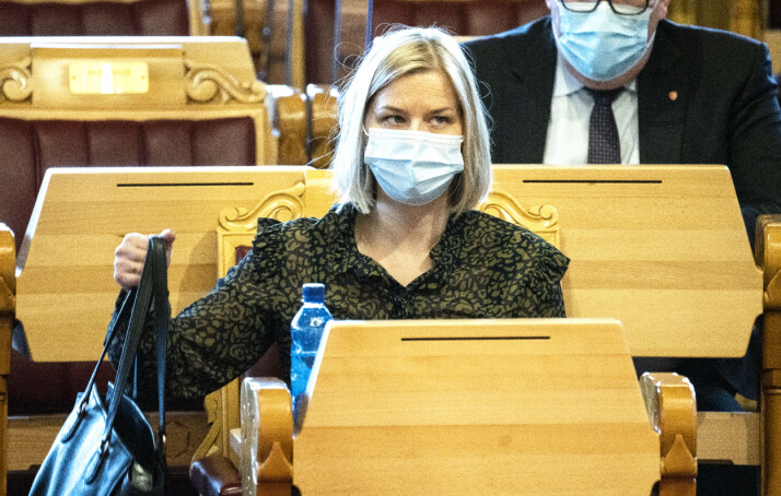 Kunnskaps- og integreringsminister Guri Melby (V) under den muntlige spørretimen på Stortinget, onsdag.