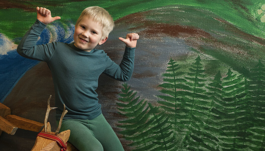 Histovrijen tjïrrh nöörjen kultuvre lea vååjnesisnie orreme ööhpehtimmieinstitusjovnine saemien maanide. Suaja Maanagïerte Snåasesne tuhtjie vihkele Jåvvam jïh doh jeatjah maanah saemien kultuvren bïjre leerehtidh. Histovrijen tjïrrh nöörjen kultuvre lea vååjnesisnie orreme ööhpehtimmieinstitusjovnine saemien maanide. Suaja Maanagïerte Snåasesne tuhtjie vihkele Jåvvam jïh doh jeatjah maanah saemien kultuvren bïjre leerehtidh.