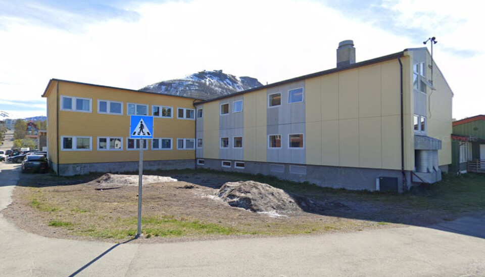 Trekker arbeidsmiljøgodkjenning av Tromsø-skole