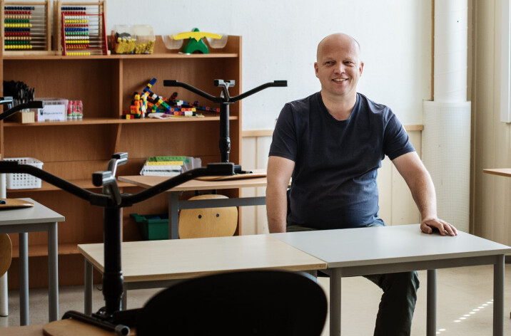 Senterpartiets leder Trygve Slagsvold Vedum fotografert på Beidablikk skole, der han selv gikk som barn.