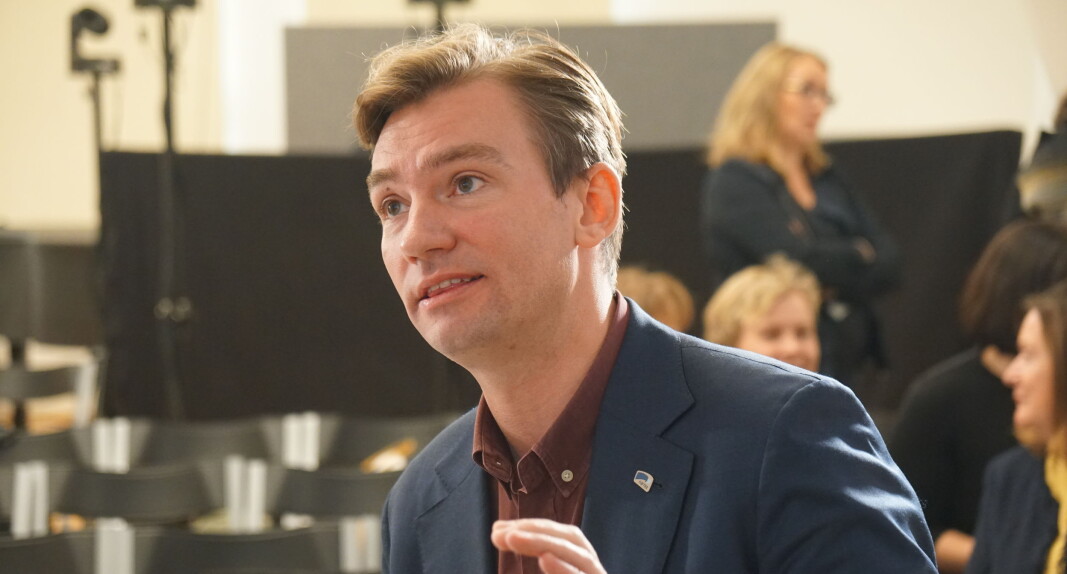 Forsknings- og høyere utdanningsminister Henrik Asheim (H): Forsknings- og høyere utdanningsminister Henrik Asheim (H):