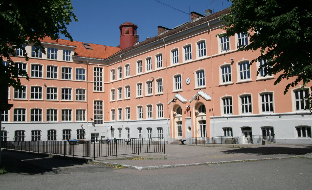 Høyre vil friste Oslo-lærere med mindre studielån mot at de blir ved utsatte skoler i to år. Høyre vil friste Oslo-lærere med mindre studielån mot at de blir ved utsatte skoler i to år.
