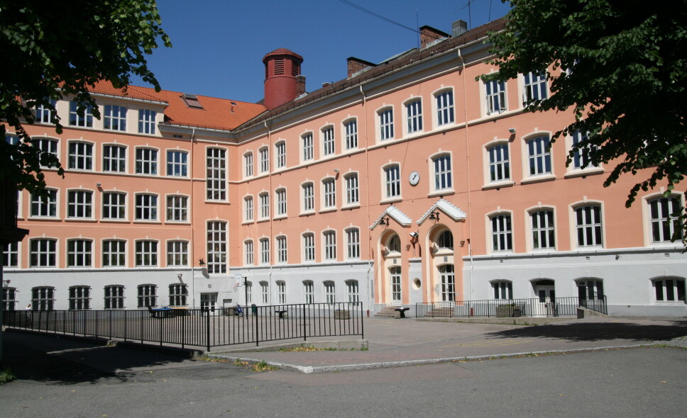 Høyre vil friste Oslo-lærere med mindre studielån mot at de blir ved utsatte skoler i to år. Høyre vil friste Oslo-lærere med mindre studielån mot at de blir ved utsatte skoler i to år.