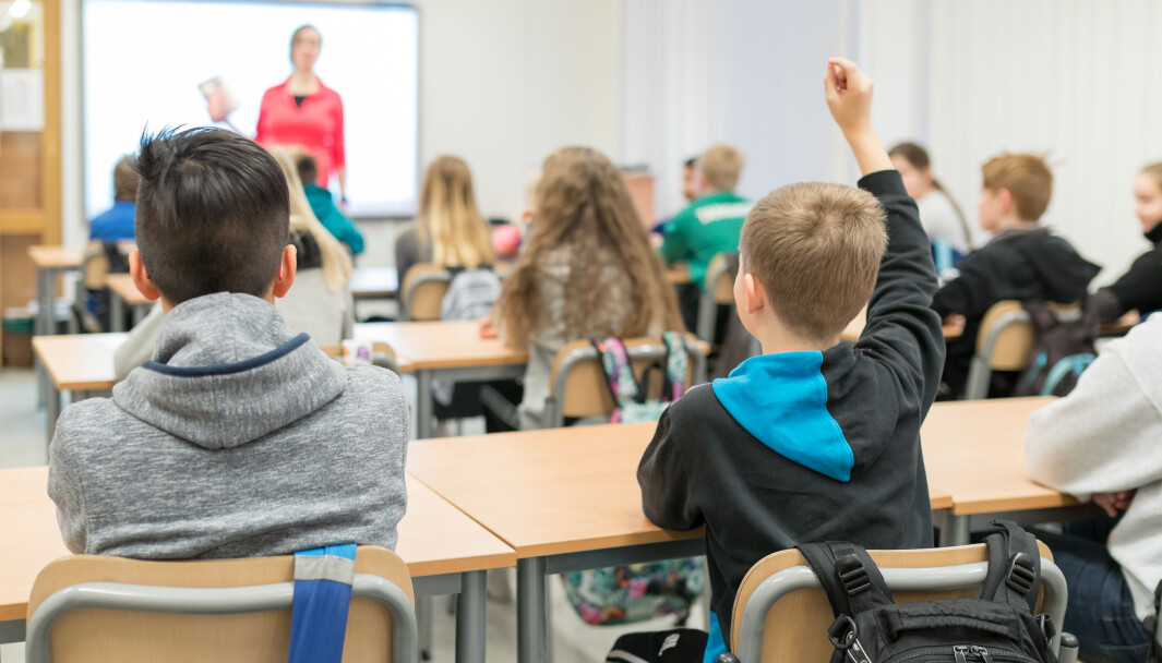 Skoleledere oppgir at koronapandemien har forsinket arbeidet med nye læreplaner. Skoleledere oppgir at koronapandemien har forsinket arbeidet med nye læreplaner.