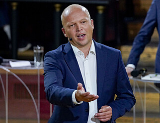 Vedum ut mot Solberg i lokaliserings-debatten: – Skyver styrene foran seg