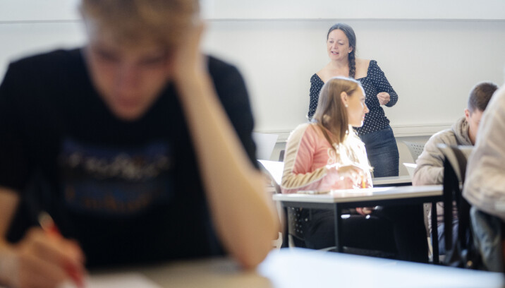 I Rogaland er det planlagt ytterligere kutt i videregående. – Vi har fått beskjed om at de kommer til å skru til ytterligere, sier lærer Anita Grøtte Edland. I Rogaland er det planlagt ytterligere kutt i videregående. – Vi har fått beskjed om at de kommer til å skru til ytterligere, sier lærer Anita Grøtte Edland.