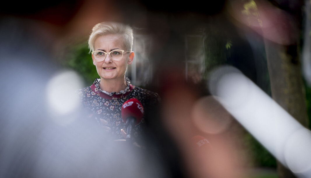 Barne- og undervisningsminister Pernille Rosenkrantz-Theil er glad for den nye tverrpolitiske avtalen for videregående skoler i Danmark. Barne- og undervisningsminister Pernille Rosenkrantz-Theil er glad for den nye tverrpolitiske avtalen for videregående skoler i Danmark.