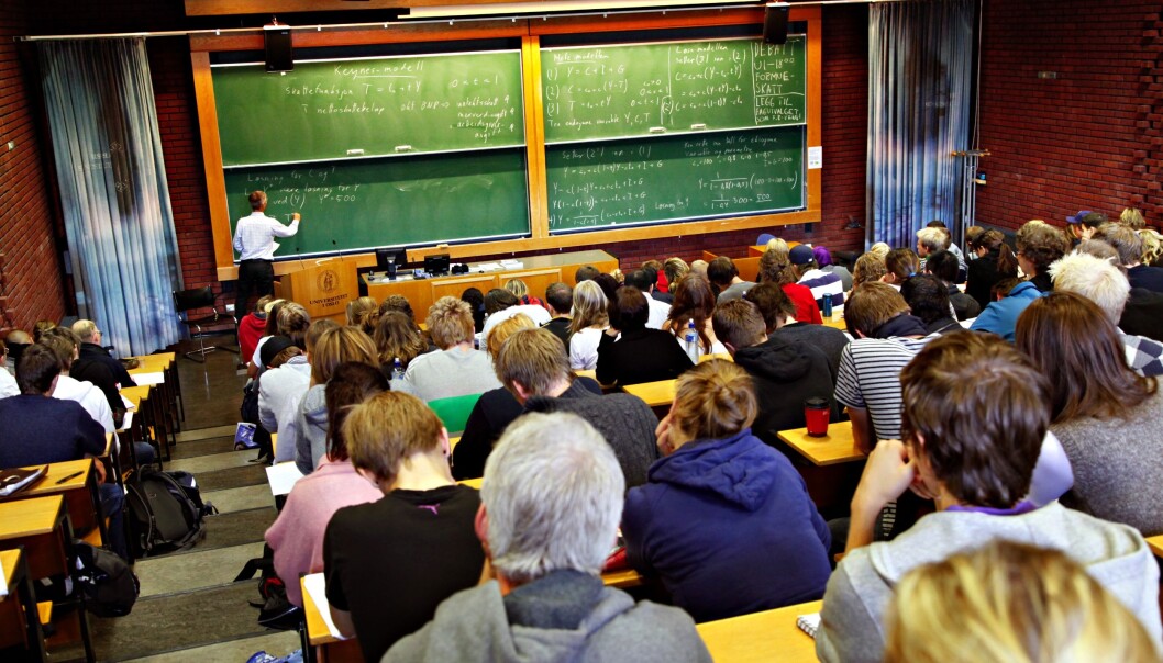 Oslo. Universitetet p Blindern. Forelesning i auditorium 1 ved Samfunnsvitenskapelig fakultet i Oslo. Oslo. Universitetet p Blindern. Forelesning i auditorium 1 ved Samfunnsvitenskapelig fakultet i Oslo.