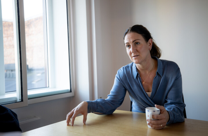 Kunnskapsminister Tonje Brenna (Ap) fjerner fraværsgrensa ut året.