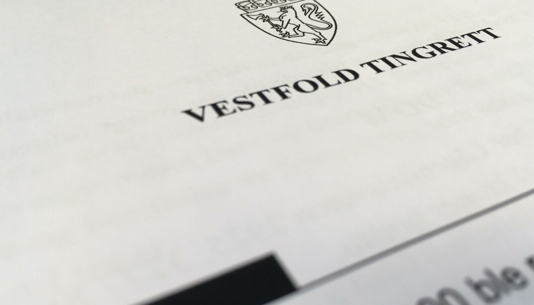 En lærer i Færder kommune er i Vestfold tingrett dømt til fengsel i 1.5 år for overgrep mot en elev. En lærer i Færder kommune er i Vestfold tingrett dømt til fengsel i 1.5 år for overgrep mot en elev.