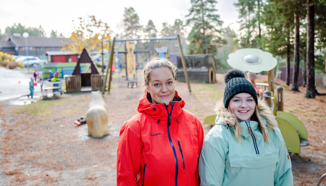 Snart er Martine Hahn og Ragnhild Olsen klare for å søke jobber, og de gleder seg til barnehagelærerlivet. – Jeg har ønsket å bli barnehagelærer helt siden jeg gikk på ungdomsskolen, sier Olsen. Snart er Martine Hahn og Ragnhild Olsen klare for å søke jobber, og de gleder seg til barnehagelærerlivet. – Jeg har ønsket å bli barnehagelærer helt siden jeg gikk på ungdomsskolen, sier Olsen.
