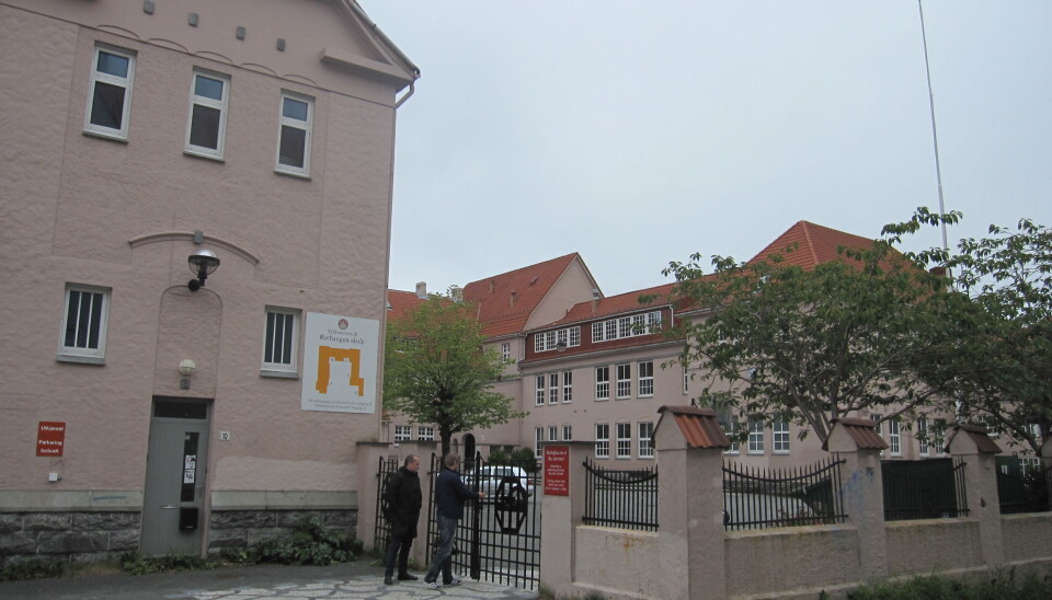 Rothaugen skole er en av 41 barne- og ungdomsskoler i Bergen som har meldt om smittetilfeller de siste sju dagene. Rothaugen skole er en av 41 barne- og ungdomsskoler i Bergen som har meldt om smittetilfeller de siste sju dagene.