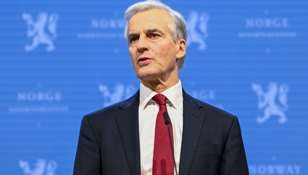 Statsminister Jonas Gahr Støre under regjeringens pressekonferense om koronasituasjonen i Oslo i Marmorhallen. Statsminister Jonas Gahr Støre under regjeringens pressekonferense om koronasituasjonen i Oslo i Marmorhallen.
