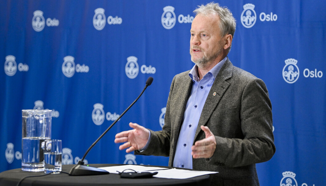 Byrådsleder Raymond Johansen (Ap) sier de følger situasjonen i skoler og barnehager time for time. Byrådsleder Raymond Johansen (Ap) sier de følger situasjonen i skoler og barnehager time for time.