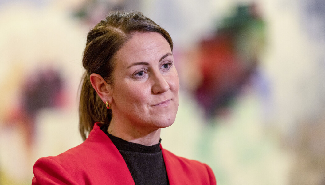 Kunnskapsminister Tonje Brenna sier hun har forståelse for at lærere er bekymret. Kunnskapsminister Tonje Brenna sier hun har forståelse for at lærere er bekymret.