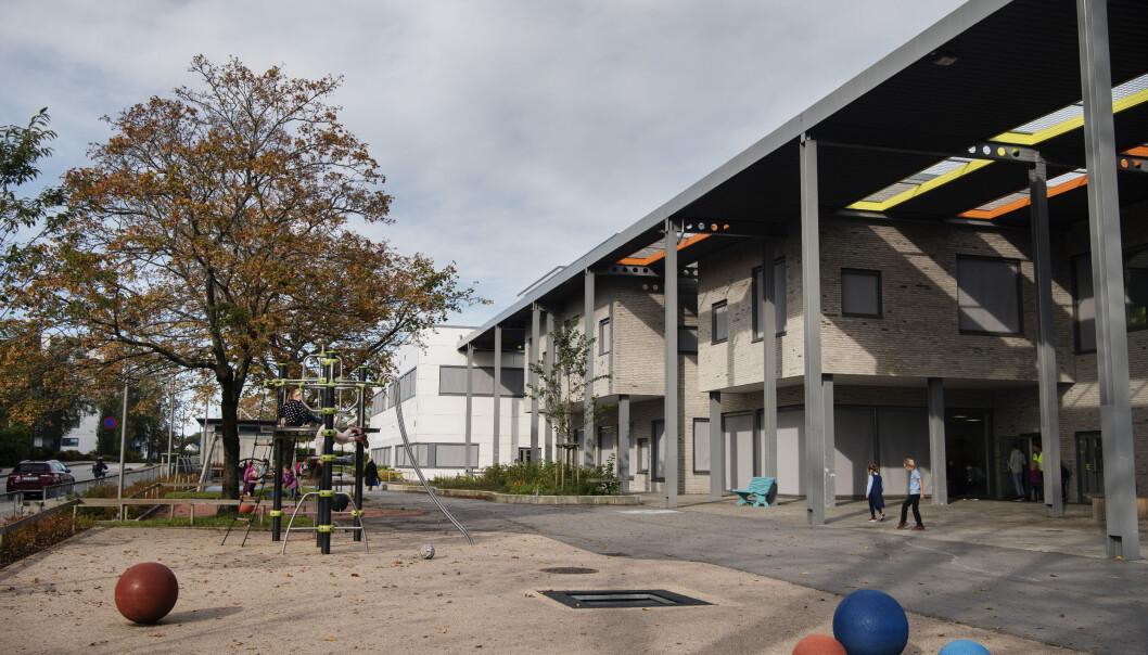 Elever fra 5.-7. trinn i Stavangers skoler er i hjemmeskole, mens elever fra 1.-4. trinn fortsatt skal møte på skolen. Det vil Utdanningsforbundet endre. Bildet er fra Eiganes barneskole i Stavanger. Elever fra 5.-7. trinn i Stavangers skoler er i hjemmeskole, mens elever fra 1.-4. trinn fortsatt skal møte på skolen. Det vil Utdanningsforbundet endre. Bildet er fra Eiganes barneskole i Stavanger.
