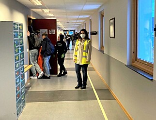 På Norges største ungdomsskole bruker lærerne munnbind