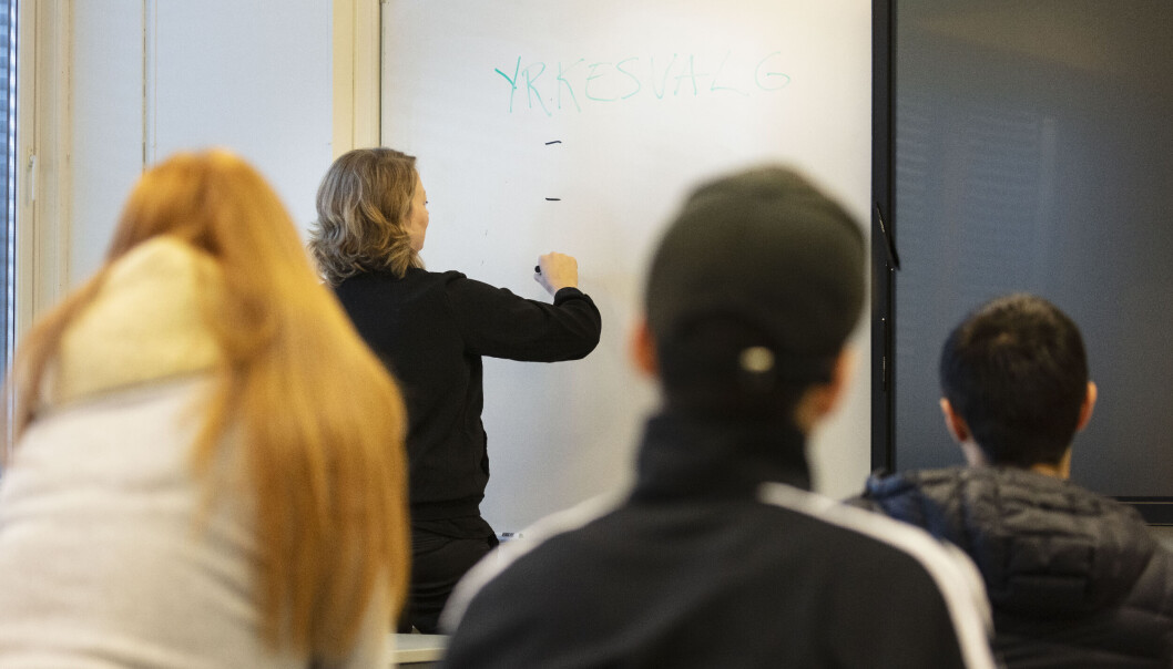 Åshild Tårnesvik ved Etterstad videregående skole. Åshild Tårnesvik ved Etterstad videregående skole.