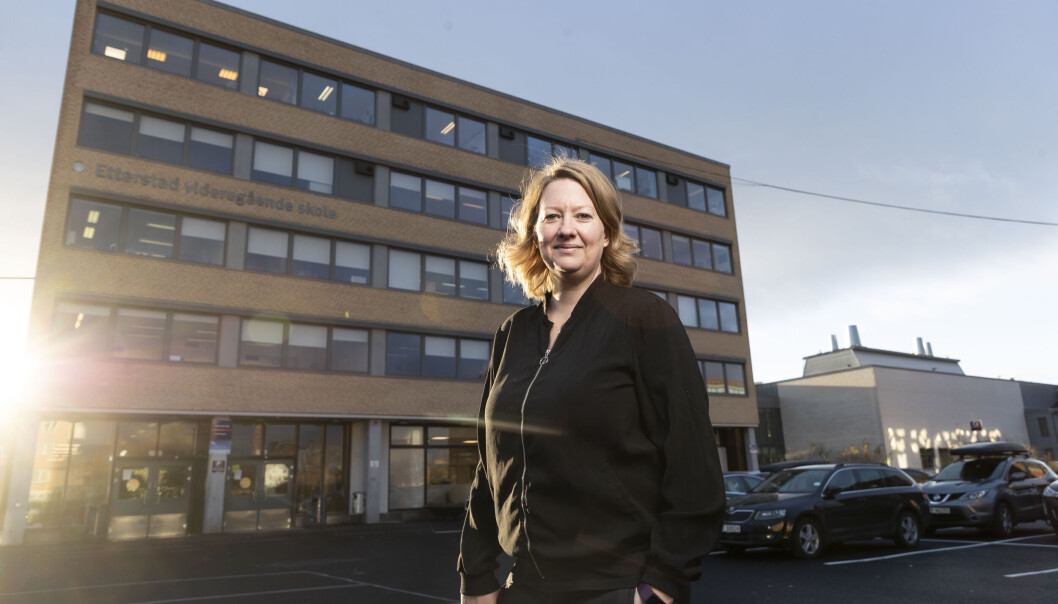 Åshild Johanne Tårnesvik ved Etterstad videregående skole. Åshild Johanne Tårnesvik ved Etterstad videregående skole.
