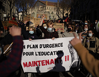 Franske lærere går til streik over koronatiltak