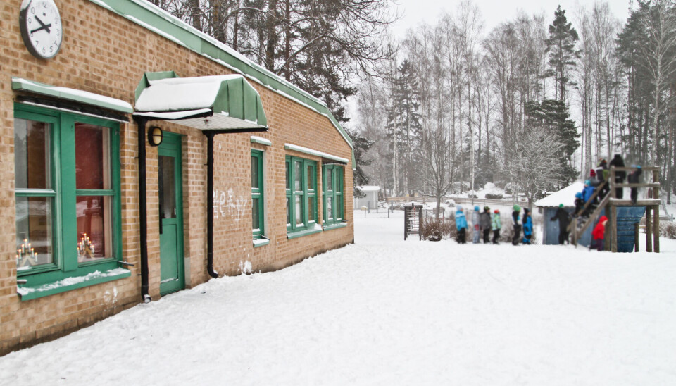 Helsemyndighetene anbefaler gult nivå på alle skoler