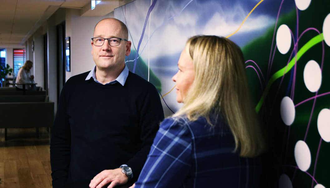 Steffen Handal, leder i Utdanningsforbundet, og Hege Mygland, KS, da arbeidstidsforhandlingene startet. Steffen Handal, leder i Utdanningsforbundet, og Hege Mygland, KS, da arbeidstidsforhandlingene startet.