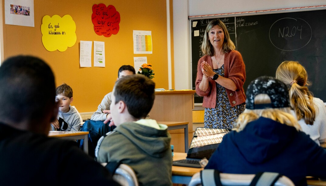 Lærerspesialist Mette Bjørklund underviser på Smestad ungdomsskole i Lillehammer. Hun er med i ordningen politikerne nå diskuterer.
