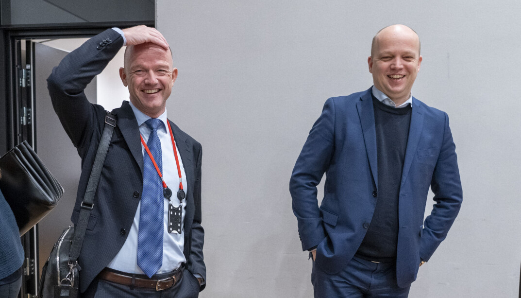 NHO-leder Ole Erik Almlid t.v. og finansminister Trygve Slagsvold Vedum før møtet i regjeringen sitt kontaktutvalg med partene i arbeidslivet. Tema for møtet er den økonomiske situasjonen før tariffoppgjøret. NHO-leder Ole Erik Almlid t.v. og finansminister Trygve Slagsvold Vedum før møtet i regjeringen sitt kontaktutvalg med partene i arbeidslivet. Tema for møtet er den økonomiske situasjonen før tariffoppgjøret.