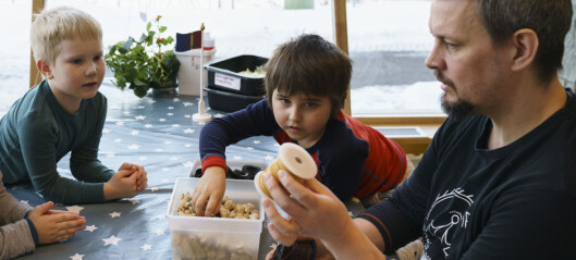 Barnehagebarna tryller om reinsdyrbein og tørkede klover til instrumenter