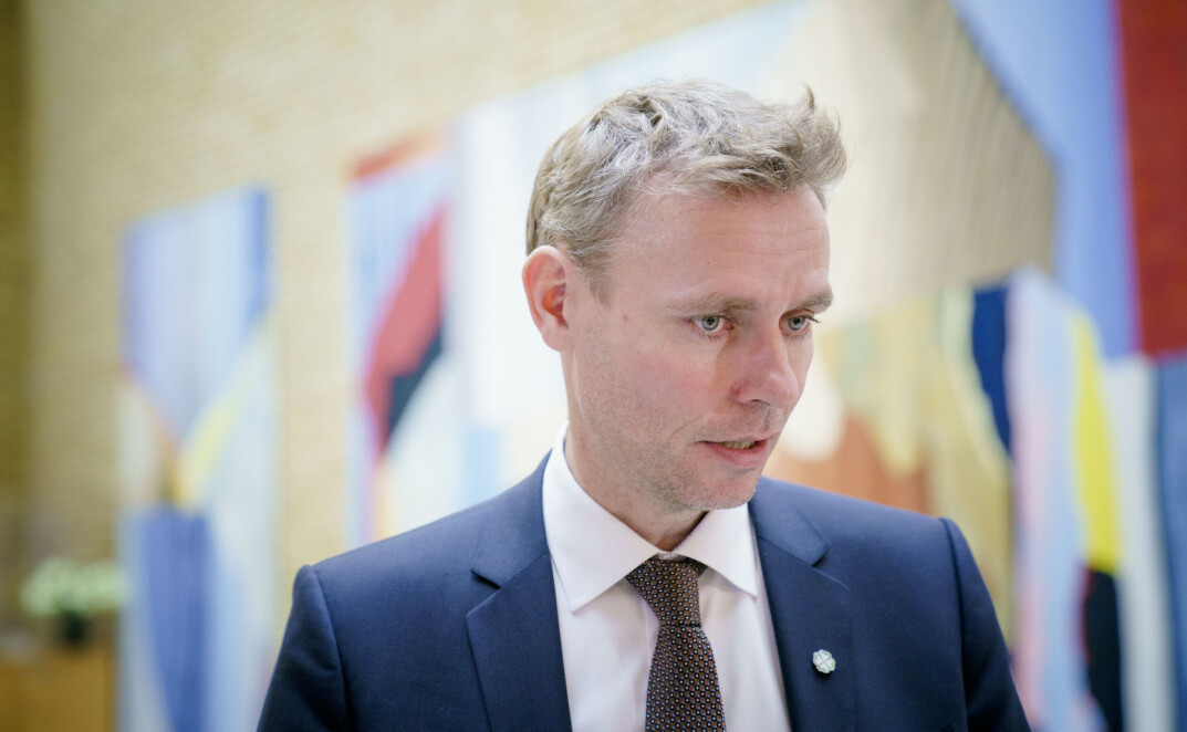 Forsknings- og høyere utdanningsminister Ola Borten Moe sier at det ville være trist hvis studenter fra de tre landene måtte avbryte studiene i Norge på grunn av krigen. Forsknings- og høyere utdanningsminister Ola Borten Moe sier at det ville være trist hvis studenter fra de tre landene måtte avbryte studiene i Norge på grunn av krigen.