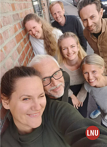 Forfra: Jorunn Øveland Nyhus, Harald Ødegård, Siv Sørås Valand, Vibeke Halvorsen Sæther, Maja Myhre Thomassen (hvit genser), Lennart Jølle og bakerst Halvard Haugtomt. Forfra: Jorunn Øveland Nyhus, Harald Ødegård, Siv Sørås Valand, Vibeke Halvorsen Sæther, Maja Myhre Thomassen (hvit genser), Lennart Jølle og bakerst Halvard Haugtomt.