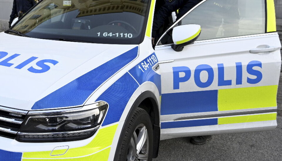 Svensk politi etterforsker falsk alarm etter innsatsen på skoler i Västerås