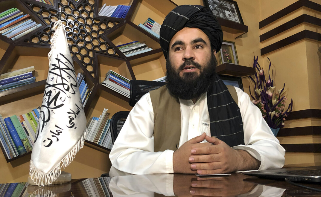 Talsperson for Talibans utdanningsdepartement, Mawlvi Aziz Ahmad Rayan. Talsperson for Talibans utdanningsdepartement, Mawlvi Aziz Ahmad Rayan.