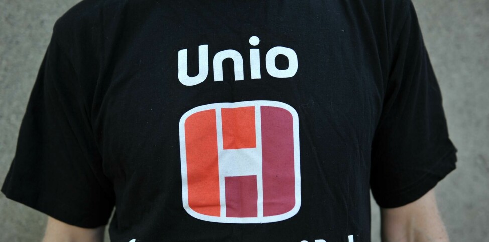 Bilde av t-skjorte p person med tekst Unio i streik.