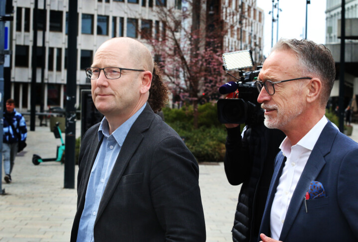 Fredag ble det brudd i lønnsforhandlingene i KS. Her er Steffen Handal, UDF-leder og forhandlingsleder for Unio kommune med arbeidslivsdirektør i KS, Tor Arne Gangsø ved forhandlingsstart.