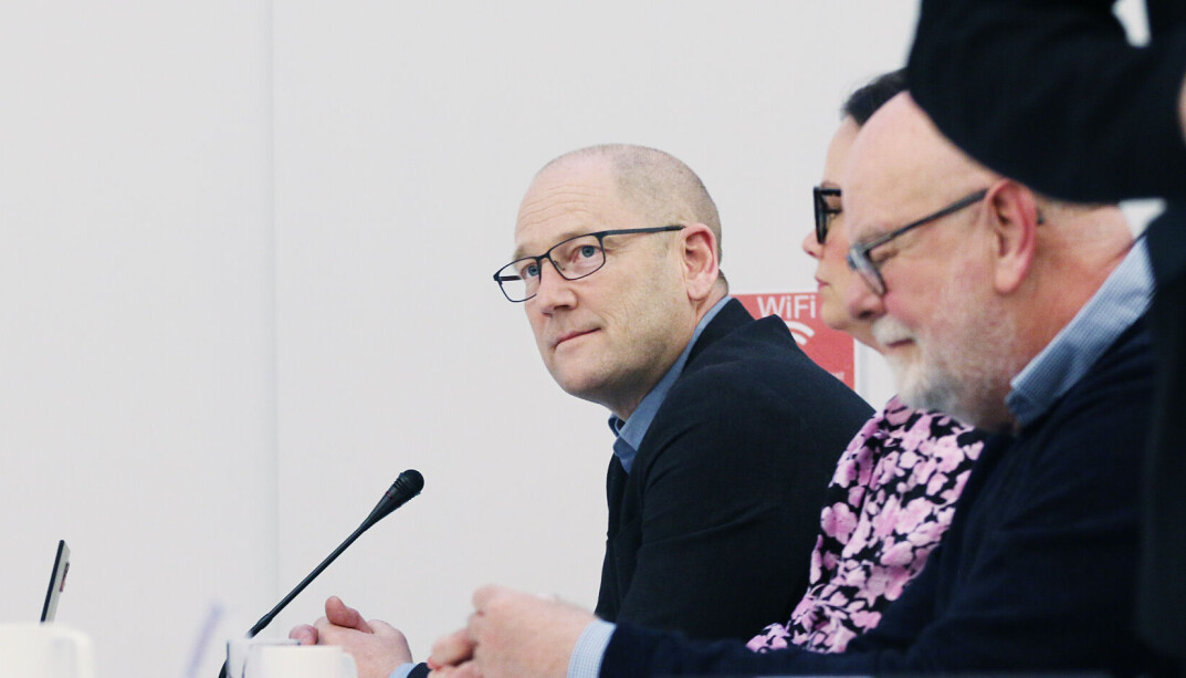 Steffen Handal er tydelig på deres mål er å ta igjen etterslepet i lønnsutviklingen for lærerne. Men partene står langt fra hverandre i årets lønnsforhandlinger. Nå møtes de hos Riksmekleren. Steffen Handal er tydelig på deres mål er å ta igjen etterslepet i lønnsutviklingen for lærerne. Men partene står langt fra hverandre i årets lønnsforhandlinger. Nå møtes de hos Riksmekleren.