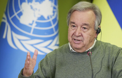 FNs generalsekretær rystet over skoleangrepet i Ukraina