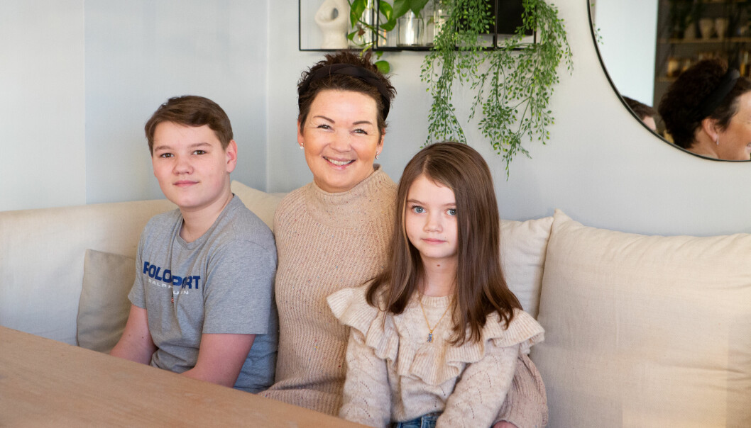 Det er ni år siden Monica Lund Osther fikk kreft, og hun forsøker å leve et så normalt liv som mulig med barna Marcus (13) og Ella (11) Lund Andresen.
