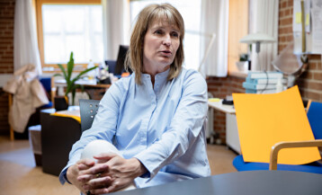 Rektor Gitte Tonn forteller at elevene har fått større innflytelse på det faglige innholdet. Allerede nå ser de på det som en positiv erfaring. Rektor Gitte Tonn forteller at elevene har fått større innflytelse på det faglige innholdet. Allerede nå ser de på det som en positiv erfaring.