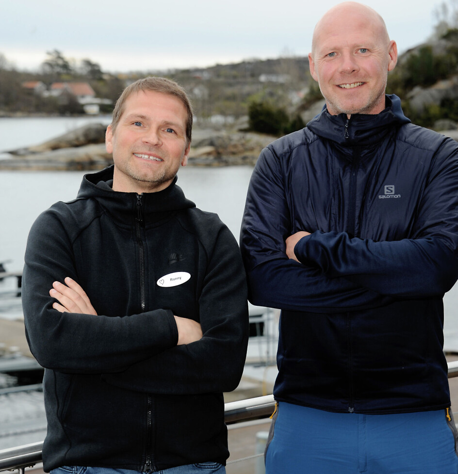 Ronny Matsson og Thomas Ulverud er lærere for elevene.
