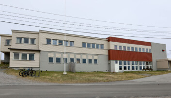 Det har vært tøffe tak ved Bugøynes skole de siste årene. Skolen sliter med å rekruttere kvalifiserte lærere. Det har vært tøffe tak ved Bugøynes skole de siste årene. Skolen sliter med å rekruttere kvalifiserte lærere.
